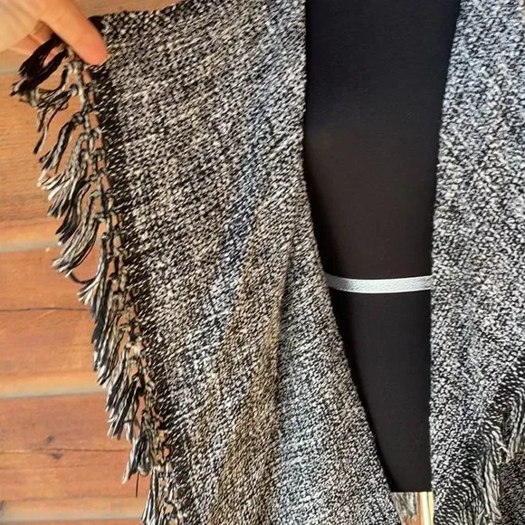 Judi Gaston Hand Woven Contemporary Fibers Fabric Art Skirt & Blazer Set - Picture 5 of 16